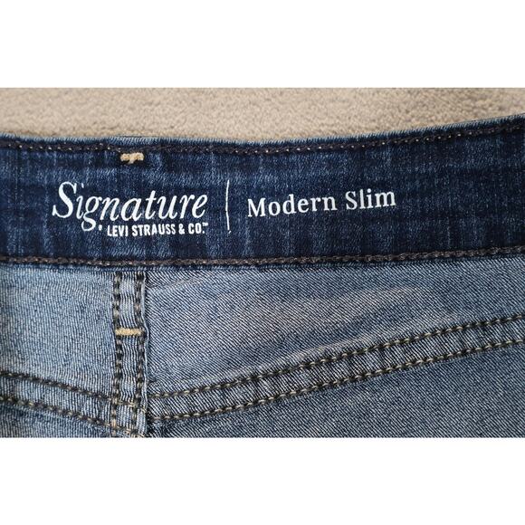 Signature Levi Strauss Jeans Mens 31x30 Blue Modern Slim Stretch Denim Pants - Picture 3 of 11